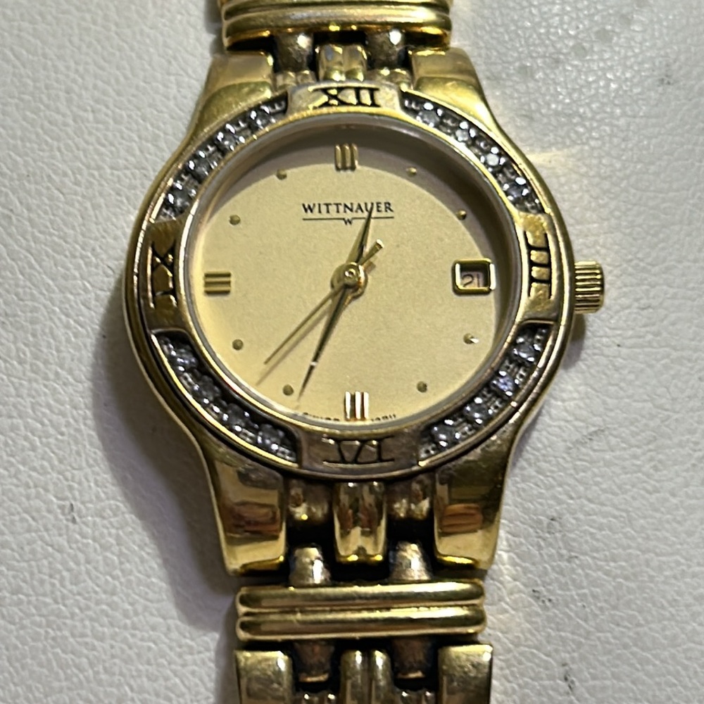 Women’s Gold Watch - Picture 2 of 10